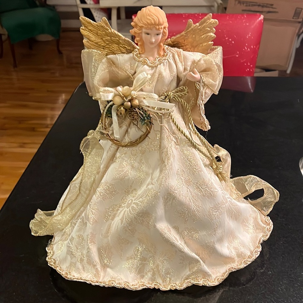 13 inch Regal Porcelain Angel - White & Cream